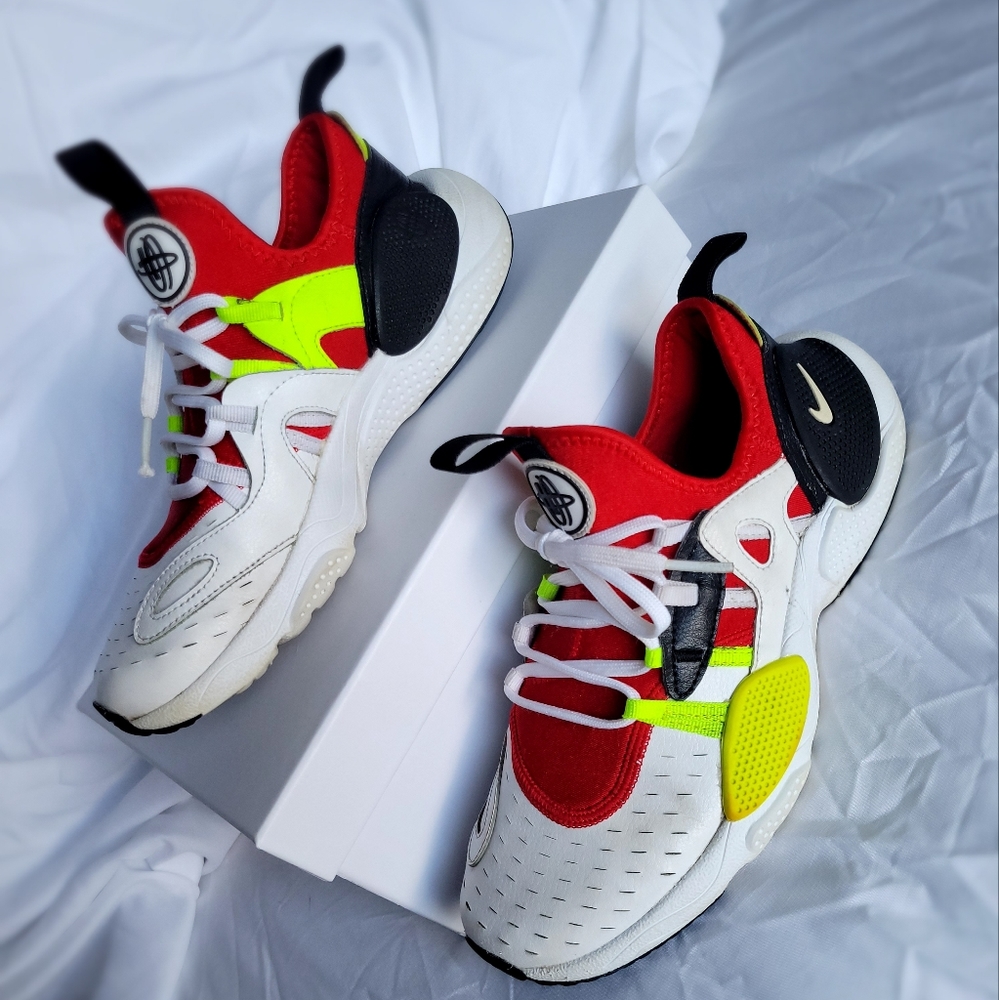 COPY - Nike Huarache E.D.G.E University Red Youth Sz 5.5 Women Sz 7